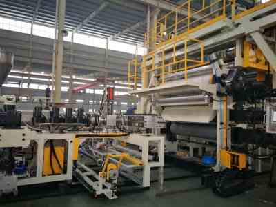 供应苏州金纬PVC同质透心地板革生产线与纸板复合生产线